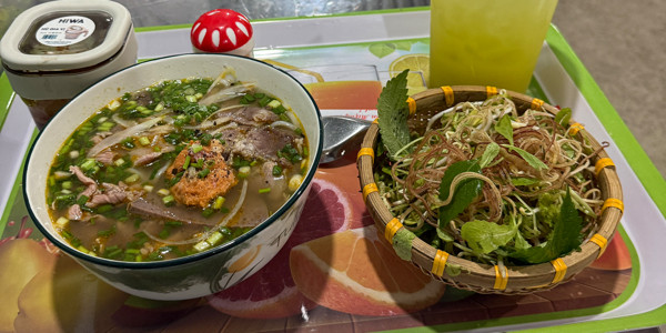 Bún Bò O Vân Người Huế - Hội Nghĩa