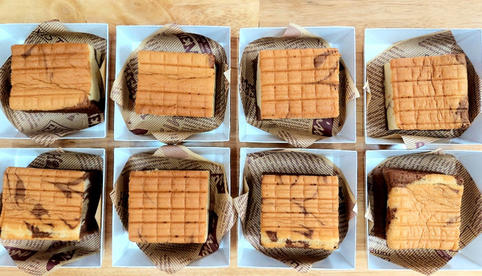 BeeGato - Bánh Bông Lan - 174 Cách Mạng