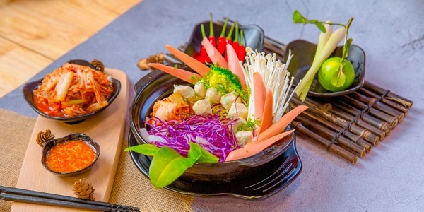 Mì Cay A Shùn Food