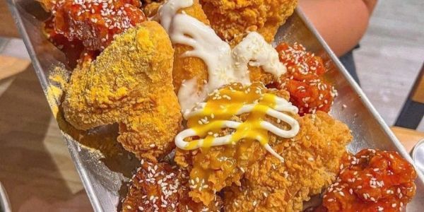 Gà Handak Chicken - 50 Nguyễn Tuân