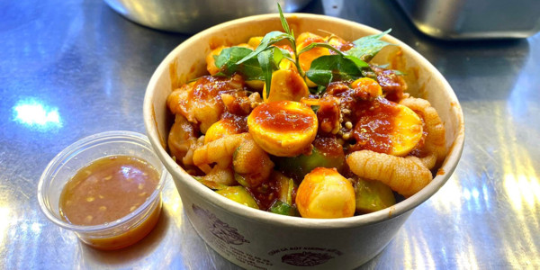 Chân Gà Sốt Thái Sam Sam