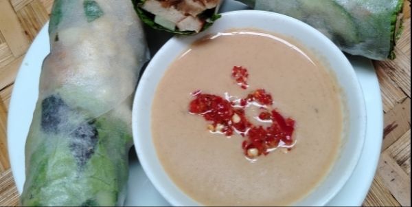 BÚN KHÔ CHAY CÔ TƯ