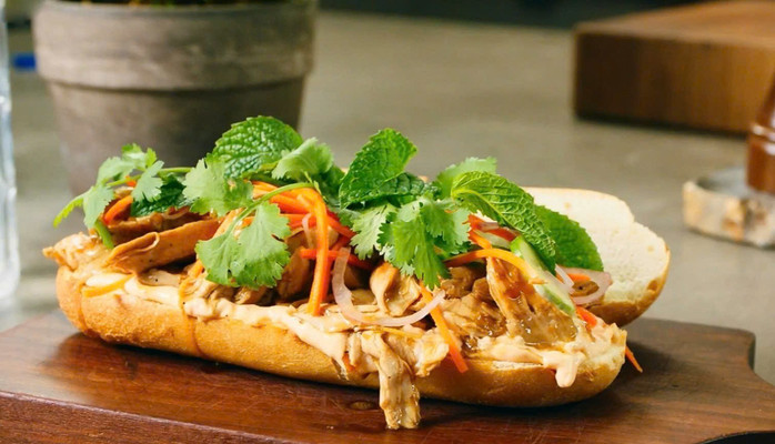 Tú Tú - Bánh Mì & Bánh Bao - Nguyễn Văn Cừ Nối Dài