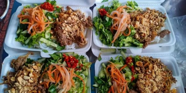 Quán Chị Tư - Bún Bò Xào, Nui Xào Bò, Mỳ Ý