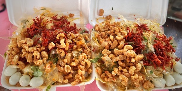 Ăn Vặt Cô Bông