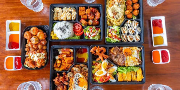 Làng Cầu Vồng
