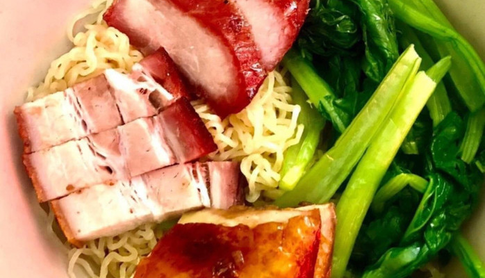 A Dìn Quán - Cơm, Mỳ & Gà Ác - Đường Số 4