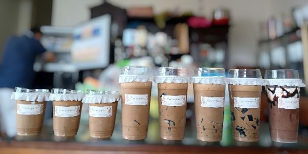 Nước Ép Nguyên Vị & Caffe Kem Muối - Hoàng Quốc Việt