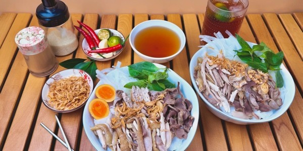 Bánh Ướt Lòng Gà NQ - Hoàng Hoa Thám