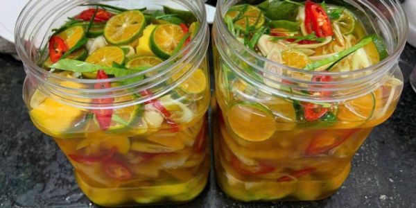 TIỆM NHÀ GẠO - Chân Gà Sốt Thái & Mì Trộn - Lê Văn Quới