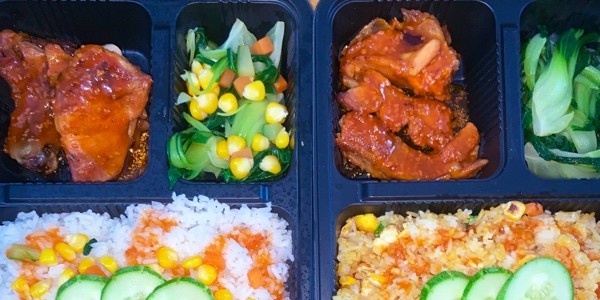 Cơm Bùi Hiếu - Cơm Sườn & Cơm Gà