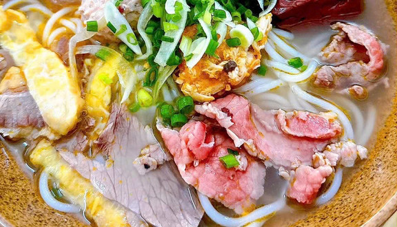 Bún Bò Huế - Lê Thanh Nghị