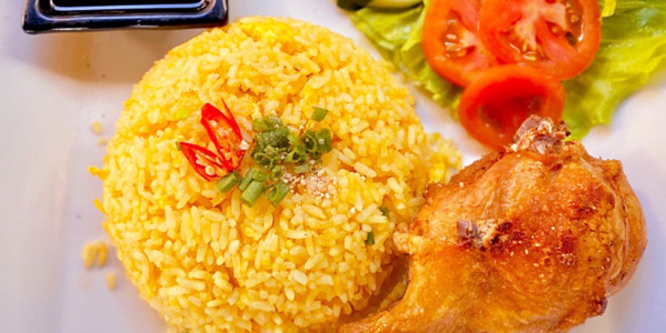 Quán Miền Tây - Cơm Gà Xối Mỡ, Cơm Gà Mắm Tỏi & Cơm Xào Bò
