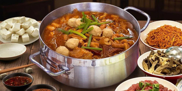 Bếp Béo - Phá Lấu Bò & Cơm Trung Hoa, Bắp Giò Hầm Quảng Đông