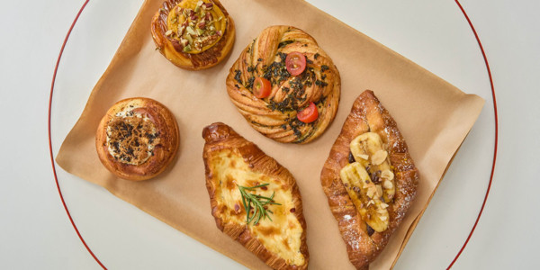 Bakes Bánh Pháp & Cà Phê - Trần Cao Vân