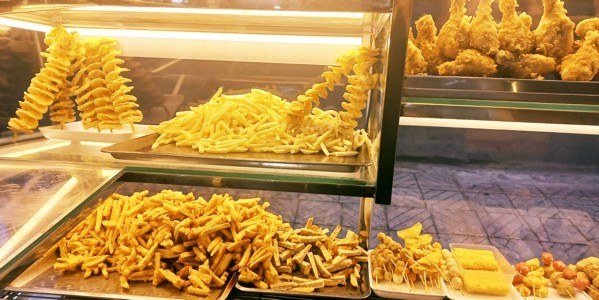 Chú Ba - Gà Rán & Khoai Tây Lắc  - Bạch Đằng