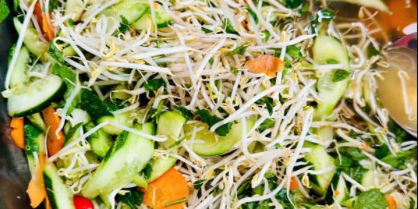 Bếp Nhà Trang - Cơm Văn Phòng