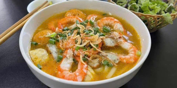 Bánh Canh & Cơm Tấm Nhà Tễ - Nguyễn Duy Trinh
