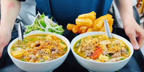 Chè Ngon Mẹ Nhím - Bún Riêu Cua Tóp Mỡ Đặc Biệt