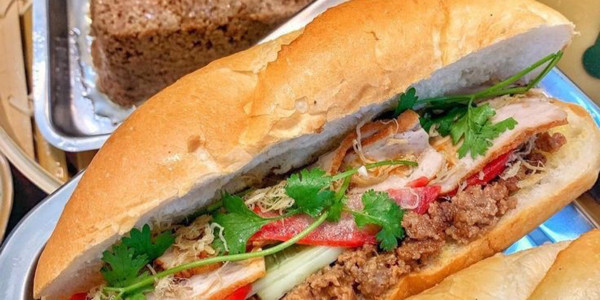 ST Retro Coffee & Beer - Mai Thúc Lân