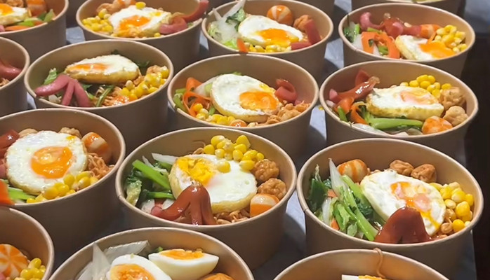 Ăn Vặt Sam Sam - Mì Trộn - Cầu Lê Thanh Nghị