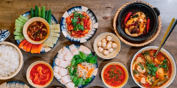 BẾP CÔ TIÊN - 03 Lê Minh