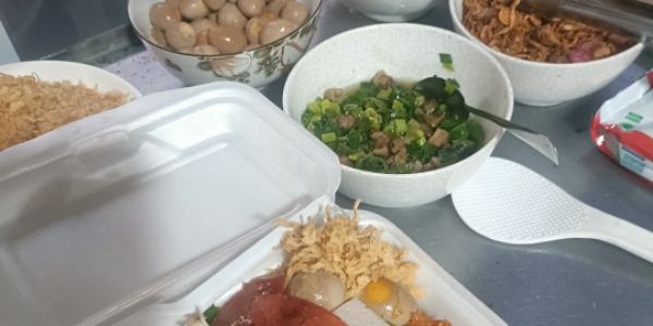 Xôi Gà Miền Tây - Bún Nước Lèo Sóc Trăng
