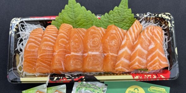 Beef Steak Và Sashimi - 1A Mỹ An Phạm Thái Bường