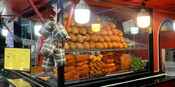 Bánh Mì Bò Nướng Út Liên
