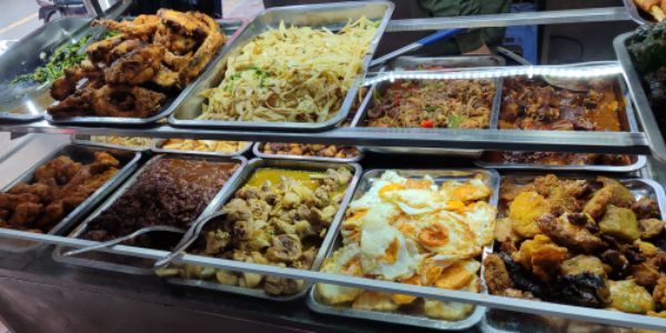Cơm Văn Phòng, Phở & Mì Xào - Hoàng Mai