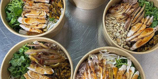 Yến Béo - Phở Gà số 1 Bắc Hà, Gà Đồi & Gà Cựa - Nguyễn Ngọc Vũ