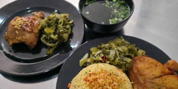 Cơm Gà Xối Mắm - Dậu