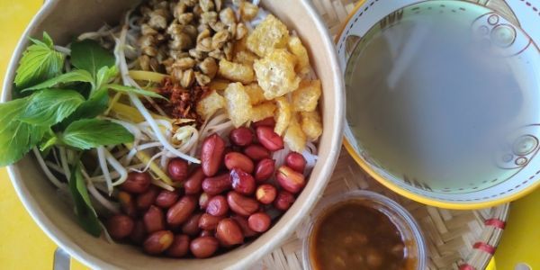 Tiệm Nhà Hến - Học Lạc