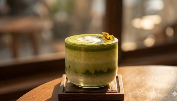 Là Lam Coffee & Tea