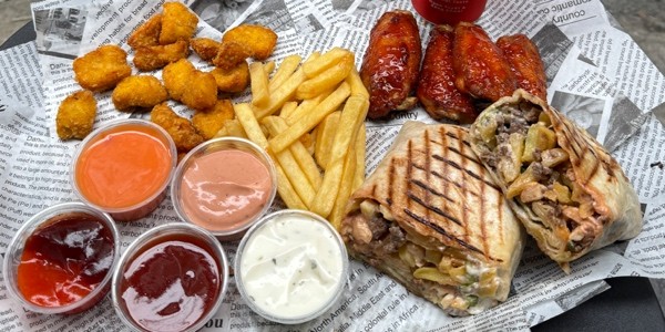 KUTA Wrap - Tacos & Chicken - Huỳnh Thúc Kháng