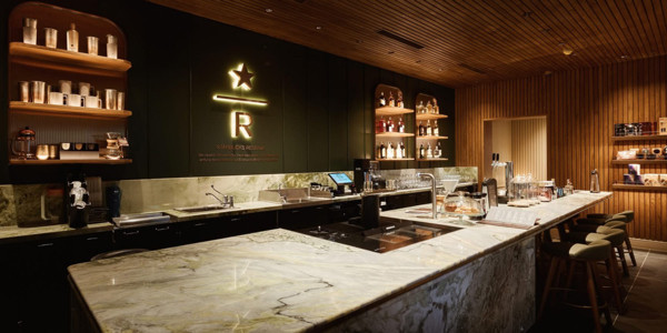 Starbucks Coffee - Quang Trung