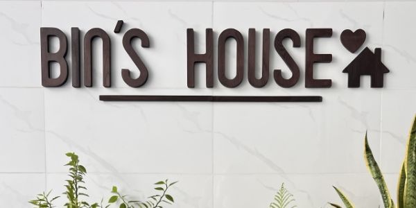 BIN’S HOUSE - Chu Văn An