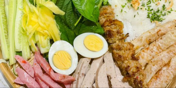 Bánh Cuốn Tây Sơn - Cô Mỹ Bình Định - Quận 11