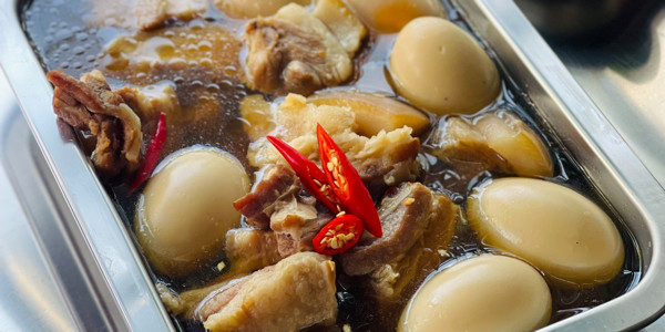Chú Lùn - Cơm Văn Phòng & Cơm Tấm - Chợ Bình Triệu