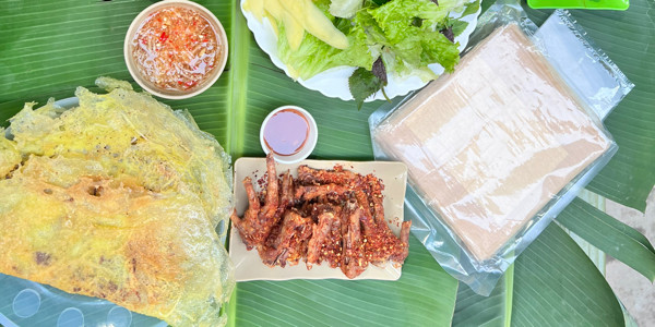 Bánh Xèo - Xứ Đông