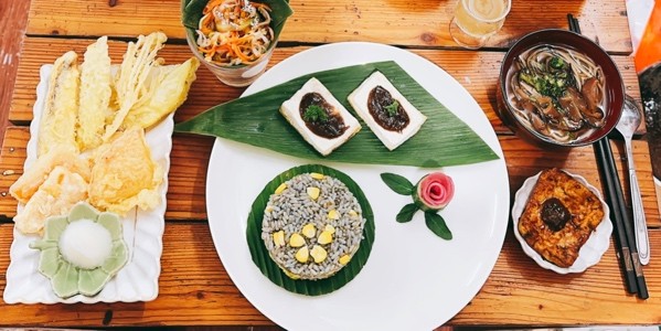 Tiệm Nhà BEE - Thực Phẩm Chay
