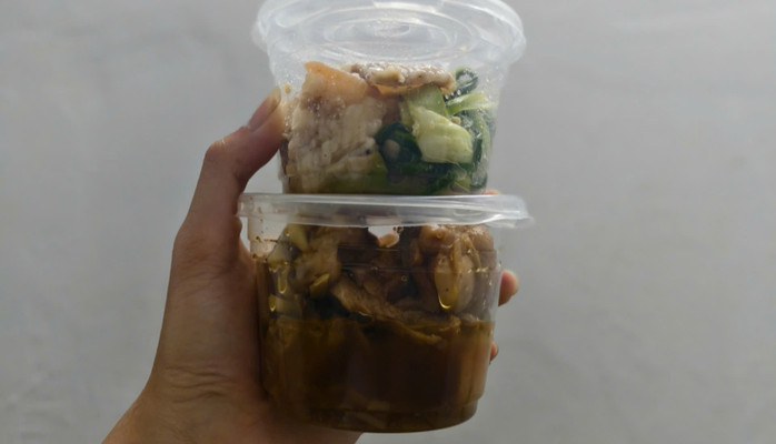 Mì Trộn, Chân Gà Sốt Thái & Cá Viên Chiên - Bình Trung