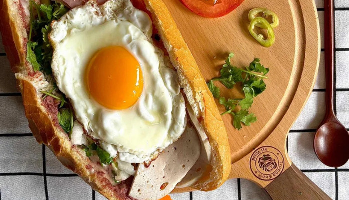 288 - Bánh Mì & Xôi Mặn - Đường 30/4