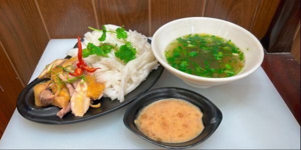 Phở Gà - Bếp Cô Liên