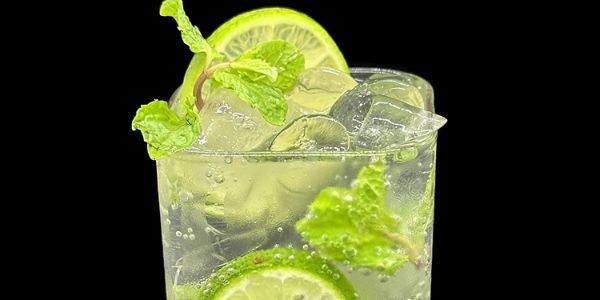 Arine's Ocean - Lê Văn Lương