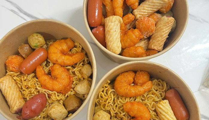 Indomie HOLIC - Tiệm Mì Indomie - Tân Triều