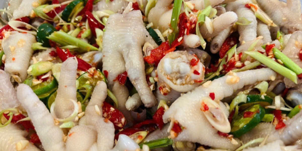 Ăn Vặt Khải Hoàng - Chân Gà, Viên Chiên & Lạp Xưởng Nướng Đá - Duy Tân