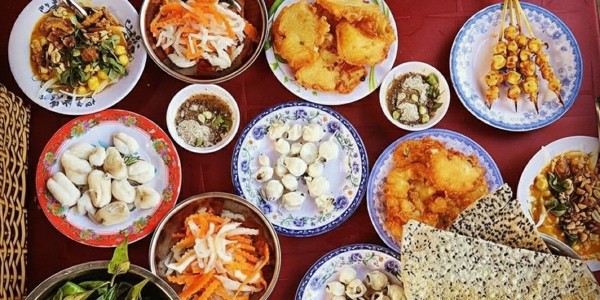 Gỏi Cá Trích, Răng Mực & Đặc Sản Phan Thiết - Quang Trung