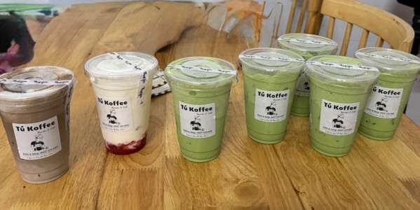 Hẻm Coffee - Nguyễn Hữu Cảnh