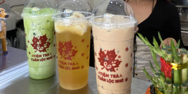 Tiệm Trà Tuần Lộc Nhỏ